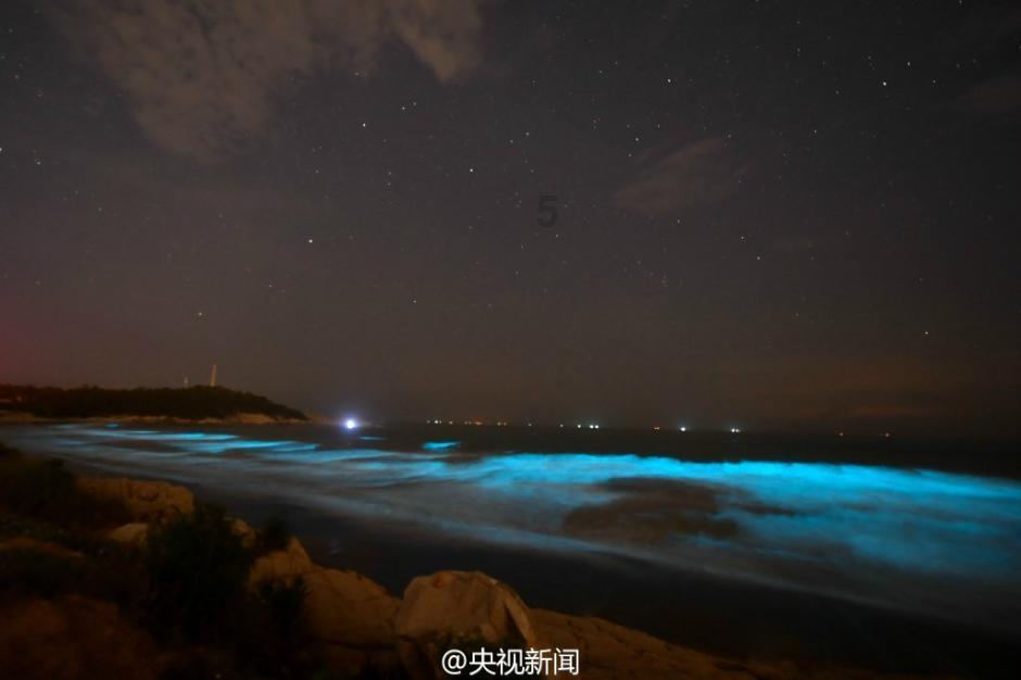 是不是活泼金属跟盐酸反应都会生锈？游戏画面